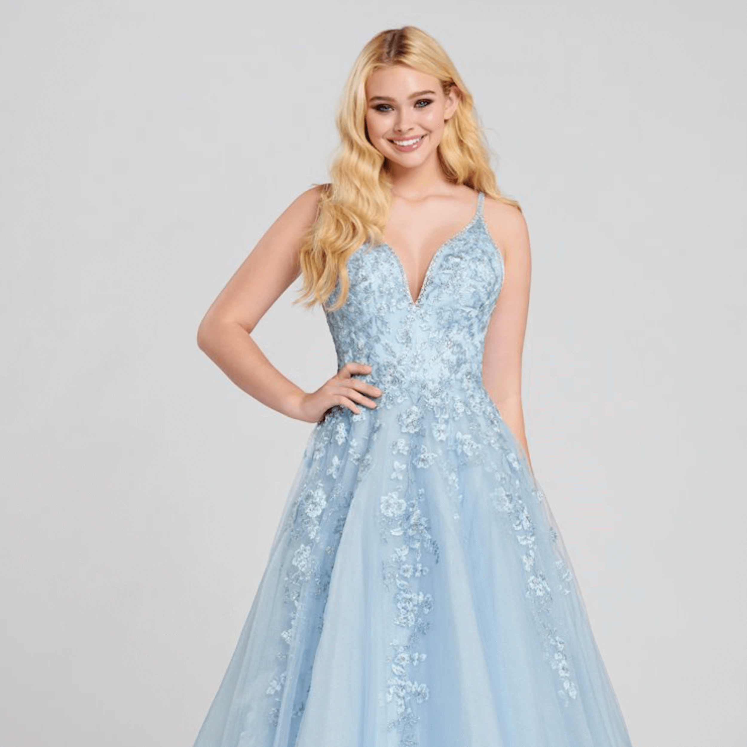 Ellie Wilde 2020 Prom Collection Image