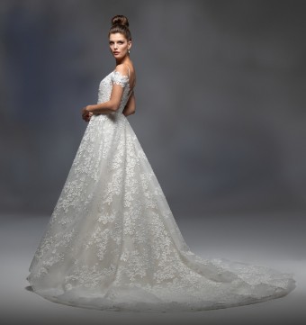 Lazaro Vienna - 32100 #1 default Ivory Petal Embroidery thumbnail